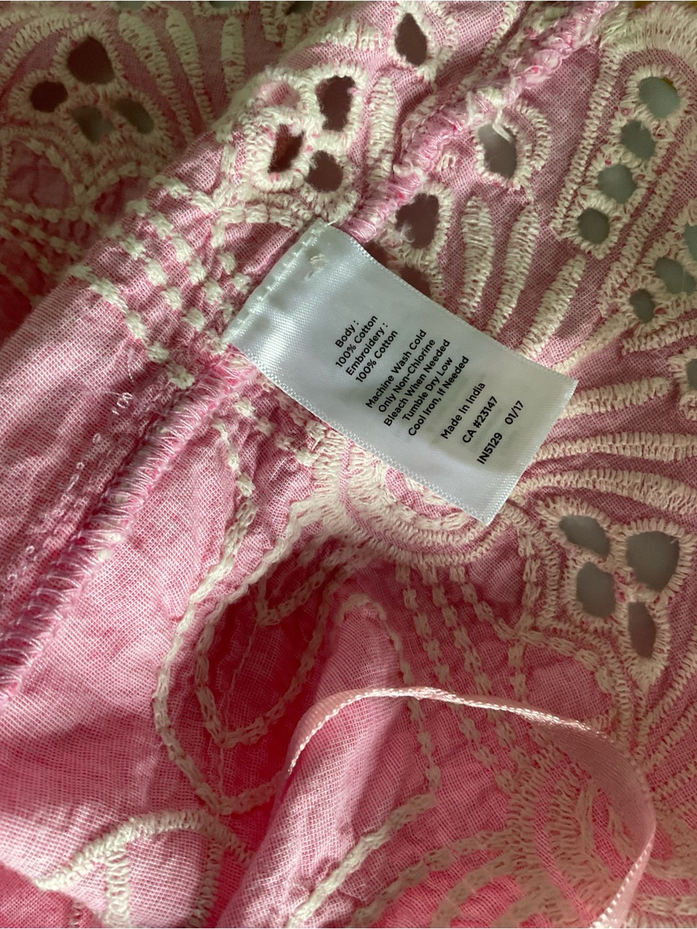 Talbots Pink Eyelet Appliqué Top Size 2X Like New - Picture 8 of 9